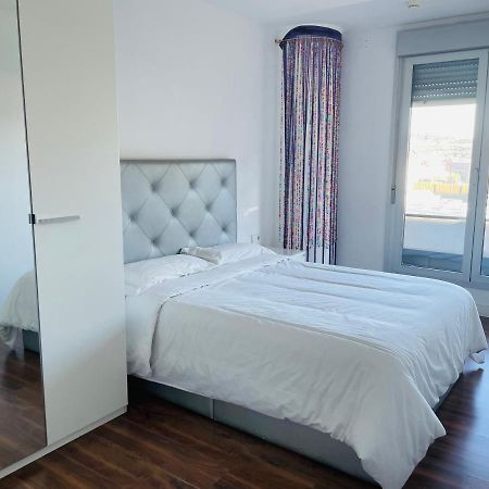 Fira De Barcelona City View Apartment With Garage Parking L'Hospitalet de Llobregat Luaran gambar