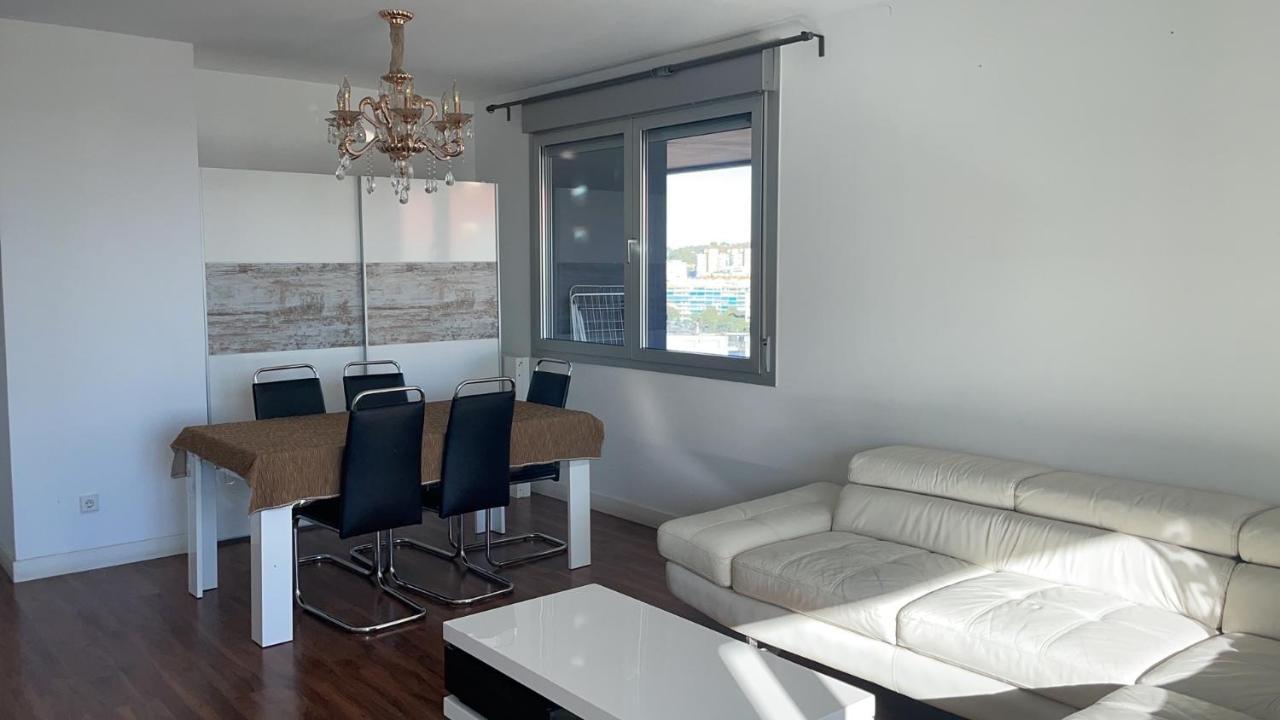 Fira De Barcelona City View Apartment With Garage Parking L'Hospitalet de Llobregat Luaran gambar